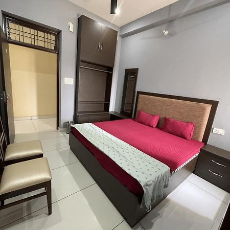 Bld Restaurant And Home Stay 데라둔 외부 사진