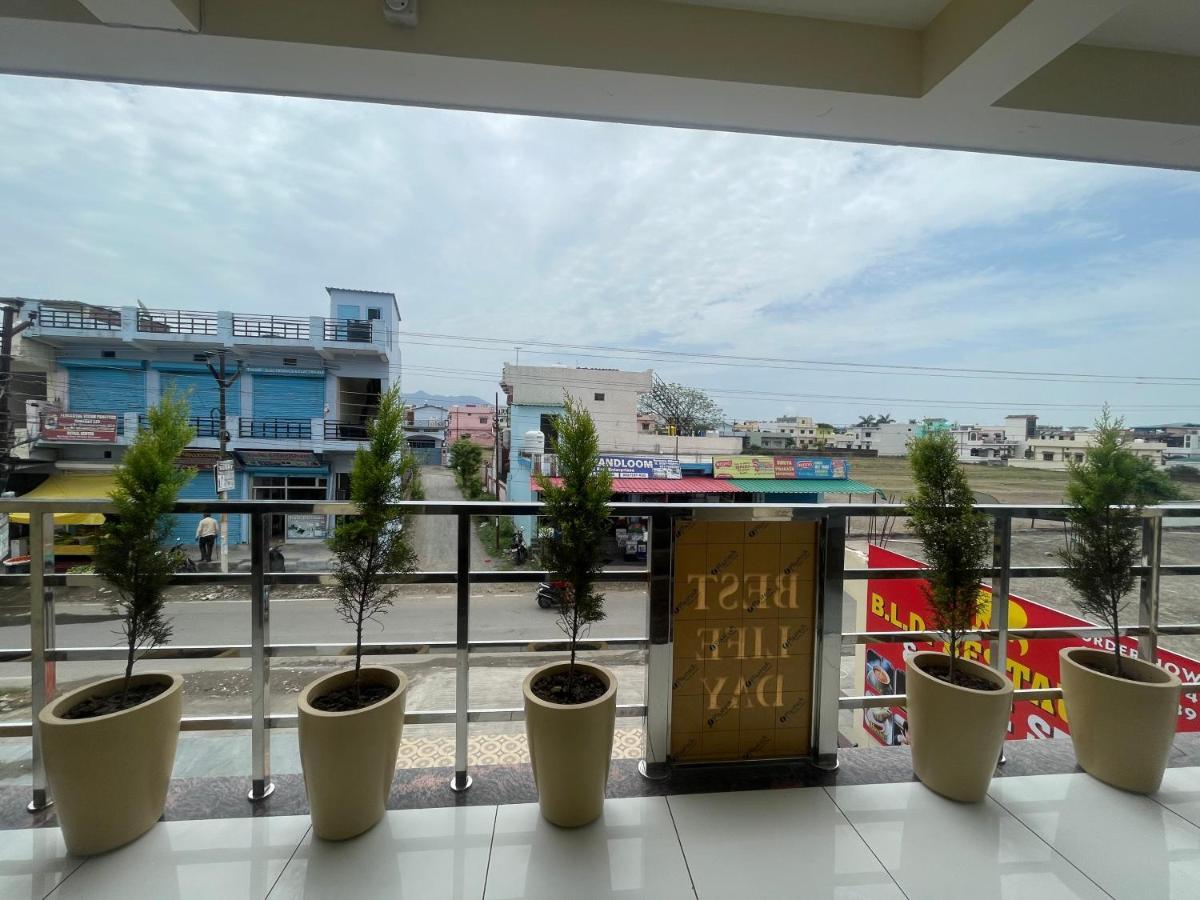 Bld Restaurant And Home Stay 데라둔 외부 사진
