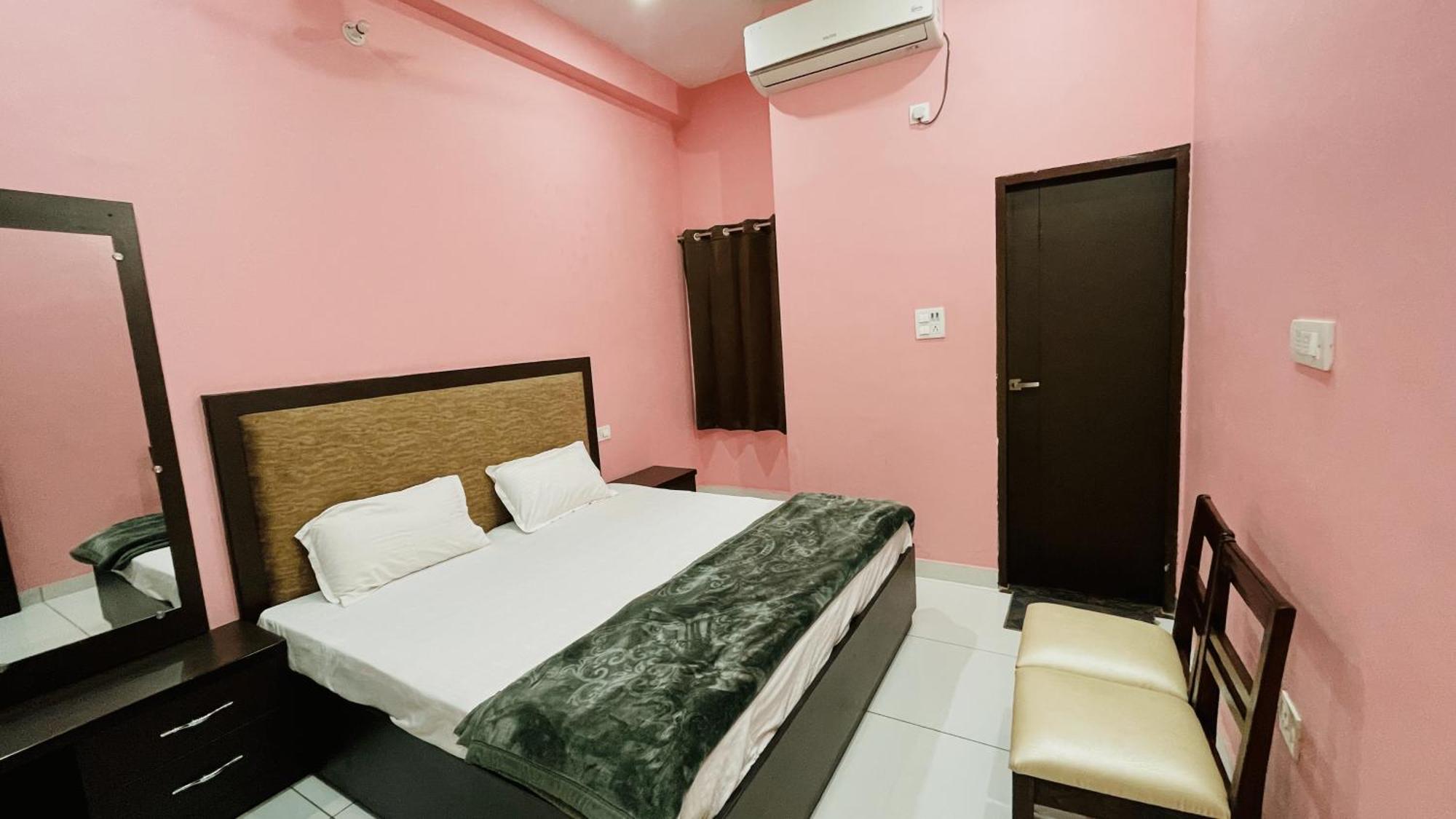 Bld Restaurant And Home Stay 데라둔 외부 사진