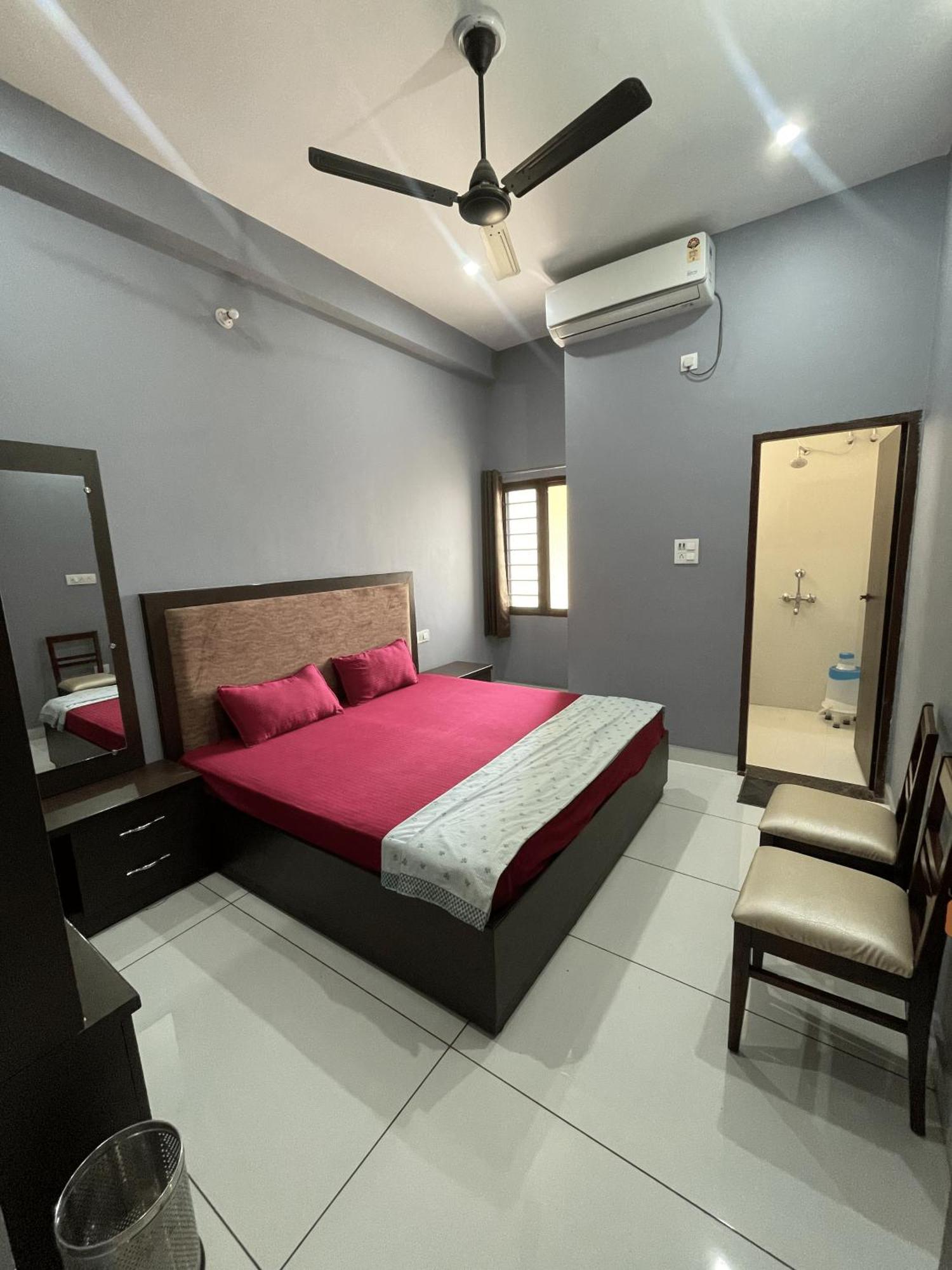 Bld Restaurant And Home Stay 데라둔 외부 사진