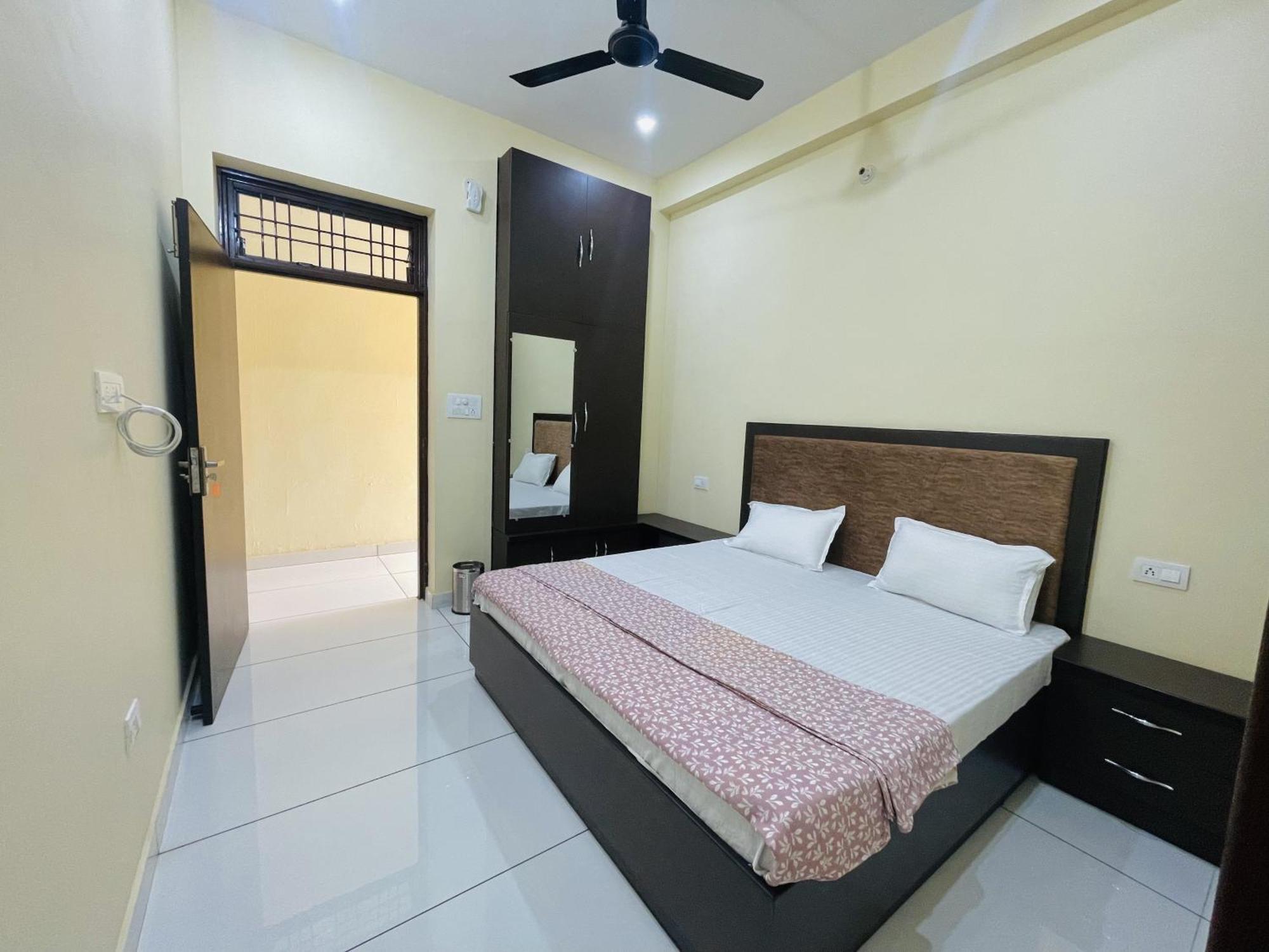Bld Restaurant And Home Stay 데라둔 외부 사진